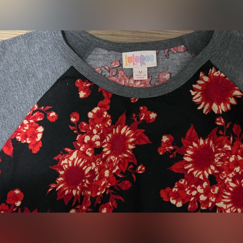 LuLaRoe Randy - Picture 3 of 5